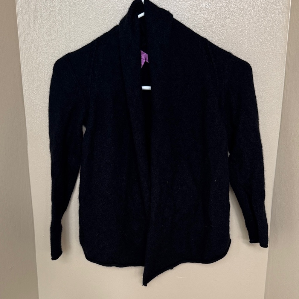 Girl’s Black Open Front Cashmere Sweater Aqua Bloomingdale’s M good condition - Picture 1 of 4
